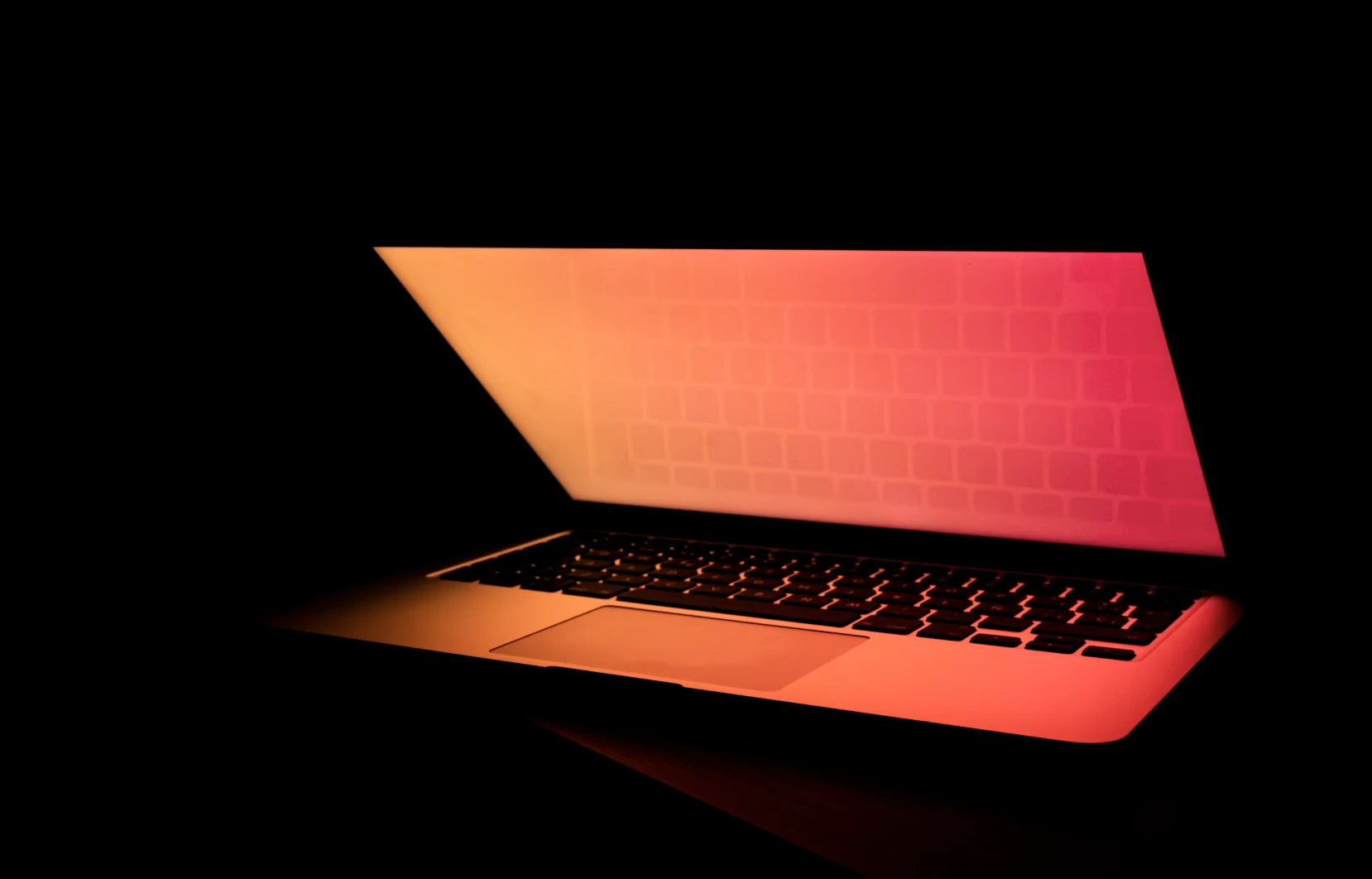 Incumplimiento de Seguridad en DeepSeek: 1 Millón de Registros, Historial de Chats y Claves Expuestas