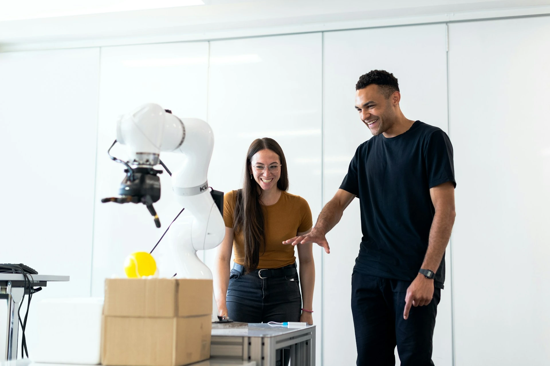 SoftBank respaldará a la startup de robótica IA Skild AI con una inversión de 500 millones de dólares
