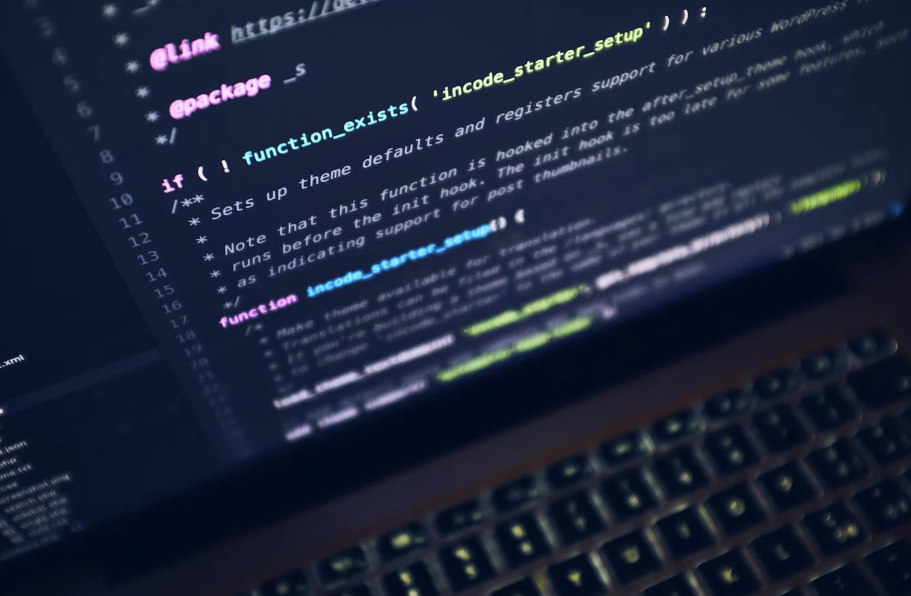 Investigadoras construyen un modelo de IA por $50 que rivaliza con OpenAI y DeepSeek