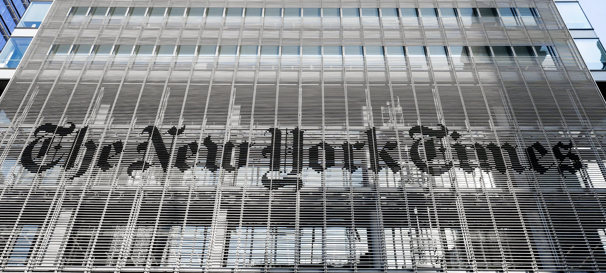 El New York Times Aprueba el Uso de Herramientas de IA para la Redacción de Noticias