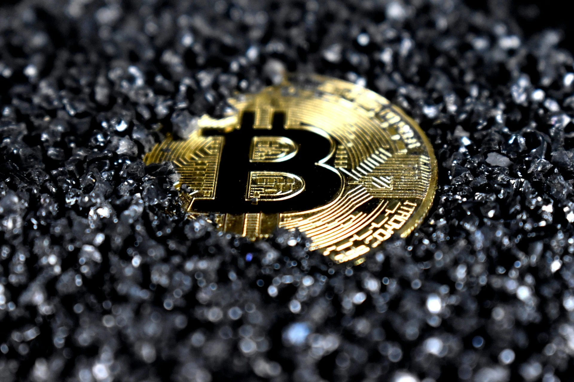 Bitcoin cae por debajo de los $80,000 ante la incertidumbre del mercado