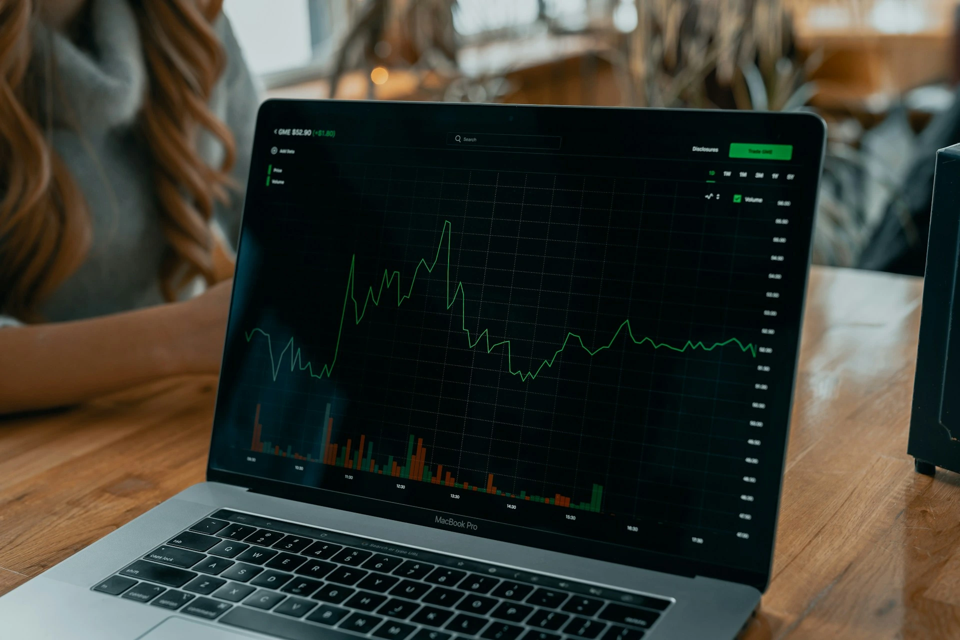 La firma de ciberseguridad SailPoint recauda $1.38 billones en su IPO, superando una valoración de $12 billones