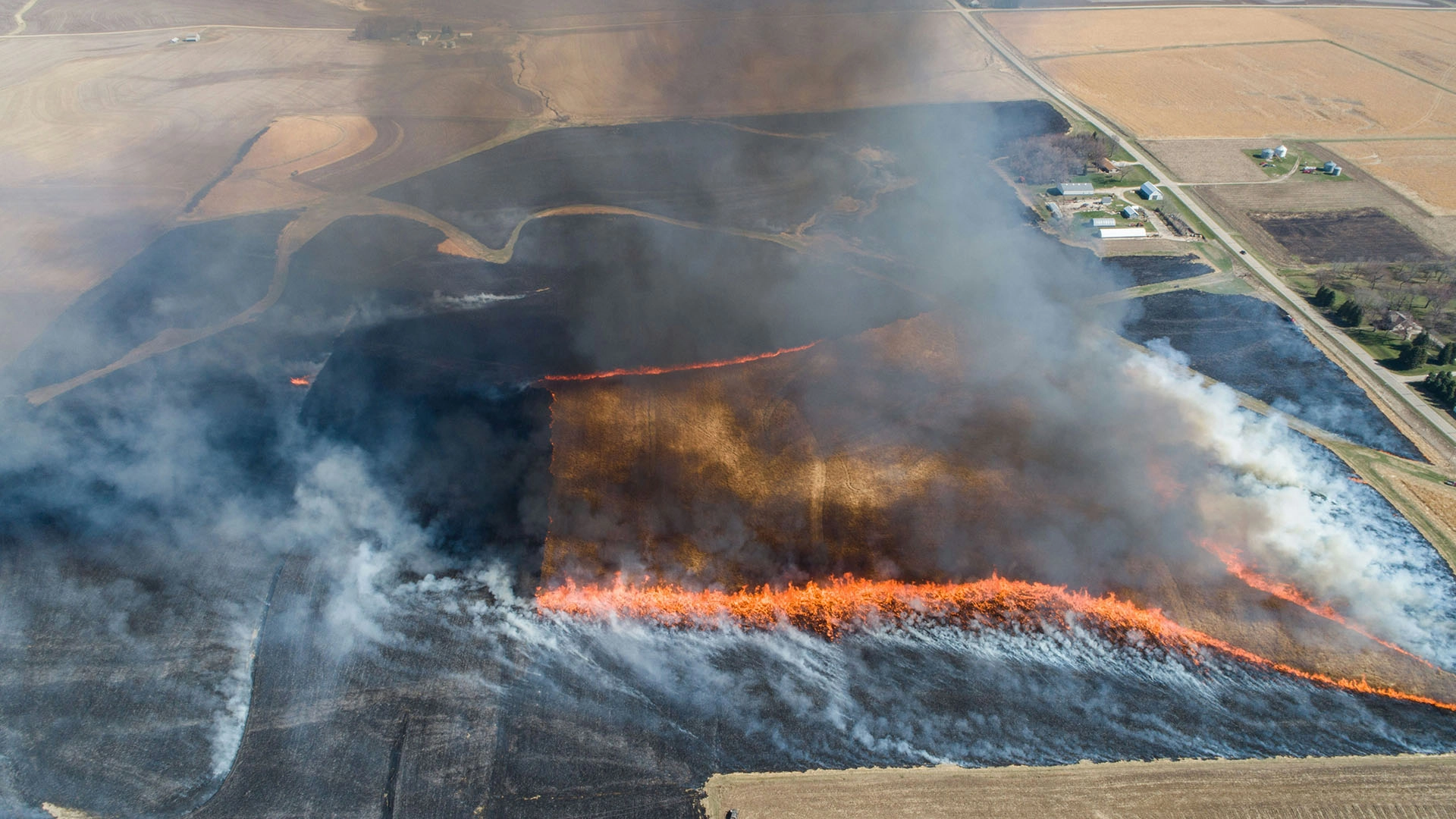 El FireSat respaldado por Google lanza su primer satélite para la detección temprana de incendios forestales
