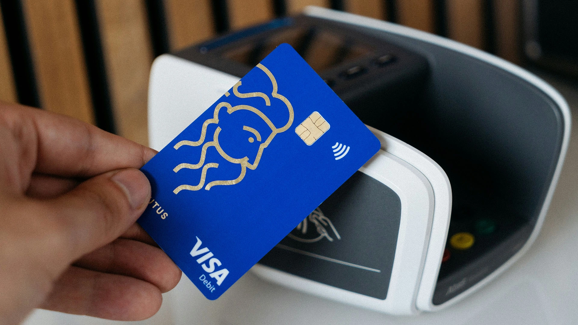 El Nuevo Sistema de IA de Visa Permite que los Bots Compre con tu Tarjeta de Crédito