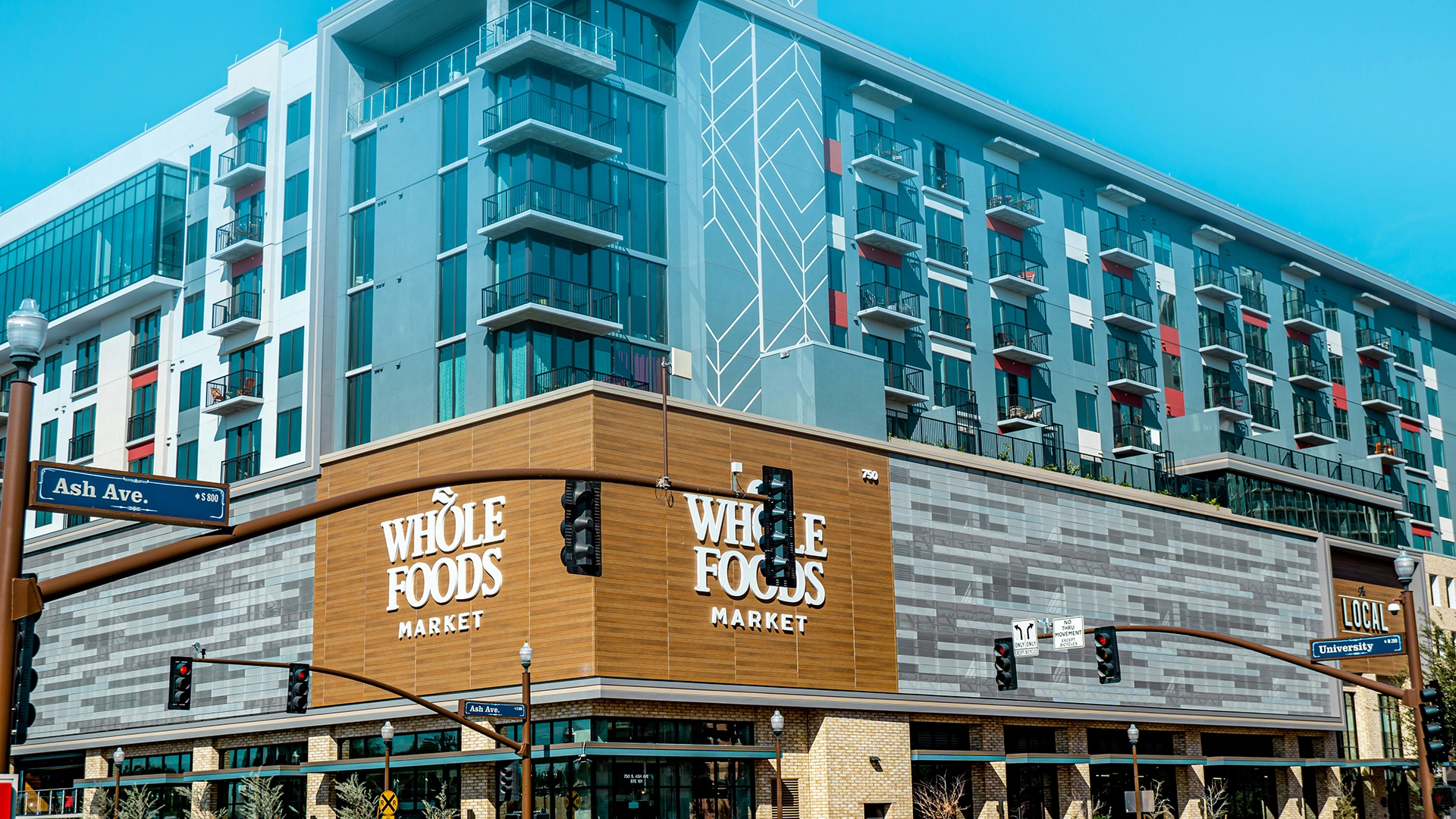 Los Hackers Atacan a UNFI, Principal Distribuidor de Alimentos para Whole Foods y el Ejército de los EE. UU.