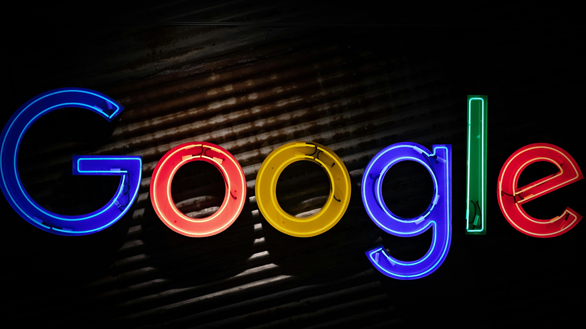 Google Enfrenta una Denuncia Antimonopolio en la UE por Reseñas de IA